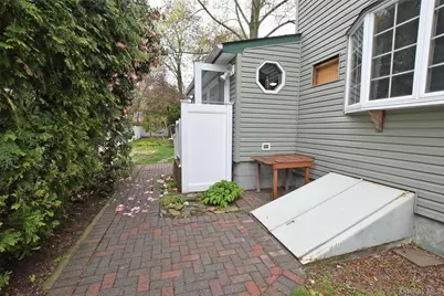 144 Division Avenue, West Sayville, NY 11796 - Photo 43