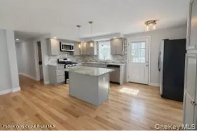 40 Cathy Jo Place, Accord, NY 12404 - Photo 3