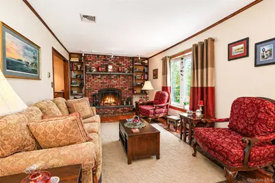 96 Edgewood Drive, Central Valley, NY 10917 - Photo 9