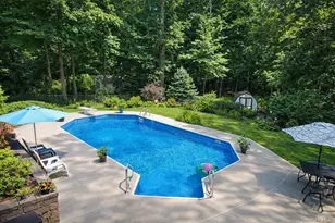 96 Edgewood Dr, Central Valley, NY 10917 - Photo 3
