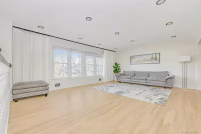129 E Willow Tree Road, Spring Valley, NY 10977 - Photo 11