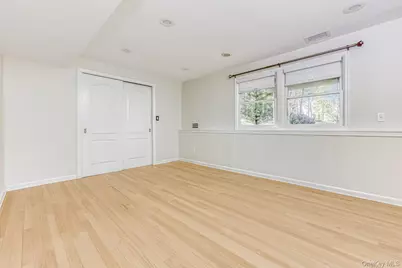 129 E Willow Tree Road, Spring Valley, NY 10977 - Photo 29