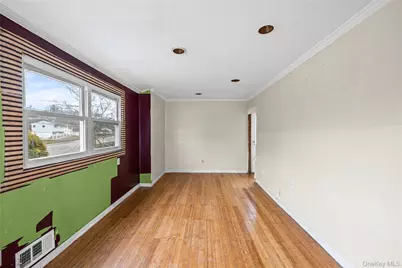 2502 Race Avenue, Medford, NY 11763 - Photo 7