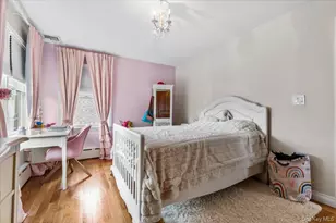 174-28 Pidgeon Meadow Rd, Fresh Meadows, NY 11365 - Photo 25