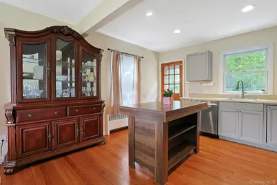 17 N Park Avenue, Nanuet, NY 10954 - Photo 9
