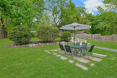 17 N Park Avenue, Nanuet, NY 10954 - Photo 5