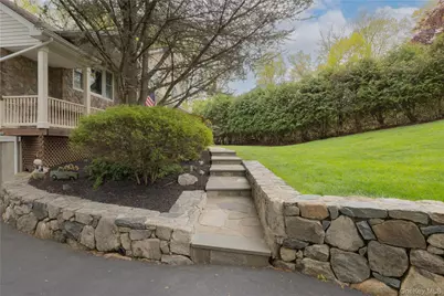 1 Alexa Court, Pearl River, NY 10965 - Photo 11