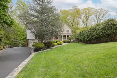 1 Alexa Court, Pearl River, NY 10965 - Photo 3