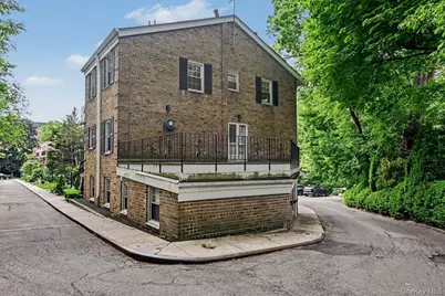 95 Georgia Avenue, Bronxville, NY 10708 - Photo 11