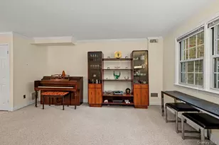 95 Georgia Ave, Bronxville, NY 10708 - Photo 15