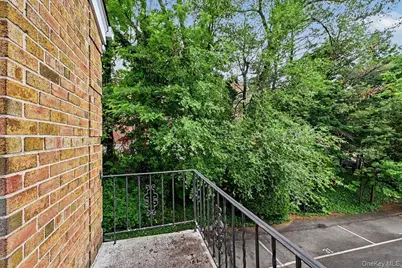 95 Georgia Avenue, Bronxville, NY 10708 - Photo 27