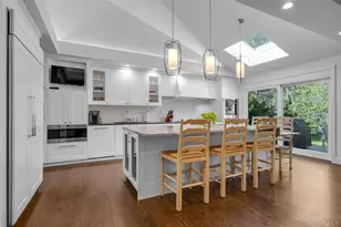 115 Eagles Crescent, Manhasset, NY 11030 - Photo 11