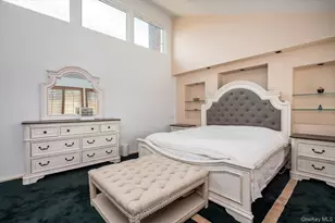 25 Princeton Dr, Syosset, NY 11791 - Photo 15