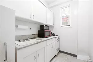 110-50 71st Rd, Forest Hills, NY 11375 - Photo 9