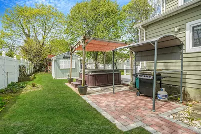 74 Maple Avenue, Patchogue, NY 11772 - Photo 35