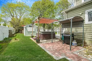 74 Maple Ave, Patchogue, NY 11772 - Photo 35