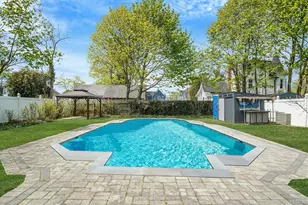74 Maple Ave, Patchogue, NY 11772 - Photo 43