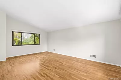 58 Spencer Court, Hartsdale, NY 10530 - Photo 15