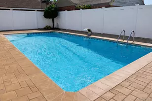 28-18 200th St, Bayside, NY 11360 - Photo 33