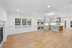 12 Patience Ln, Westbury, NY 11590 - Photo 15