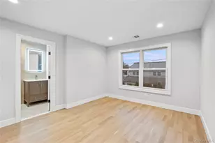 12 Patience Ln, Westbury, NY 11590 - Photo 37