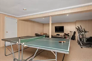 14 Pine Dr, Woodbury, NY 11797 - Photo 29