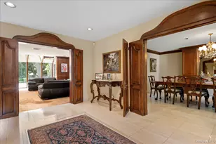 14 Pine Dr, Woodbury, NY 11797 - Photo 7