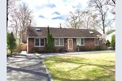 56 Gwendolyn Place, East Islip, NY 11730 - Photo 1