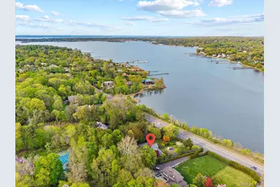 355 E Shore Road, Great Neck, NY 11023 - Photo 15