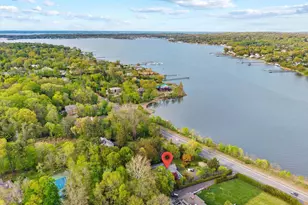 355 E Shore Rd, Great Neck, NY 11023 - Photo 15