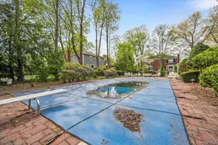 497 Tulip Ave, Floral Park, NY 11001 - Photo 31