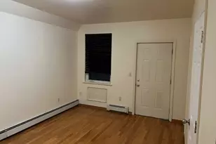217 Graff Ave, Bronx, NY 10465 - Photo 7