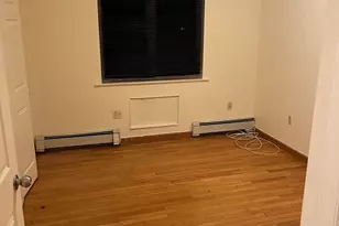 217 Graff Ave, Bronx, NY 10465 - Photo 5