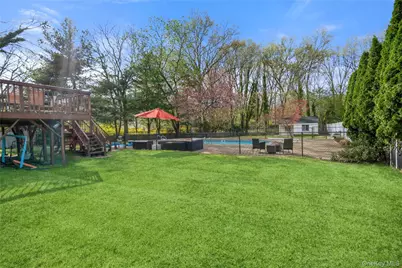 12 Branch Lane, East Setauket, NY 11733 - Photo 29