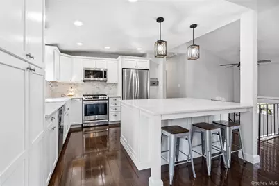 12 Branch Lane, East Setauket, NY 11733 - Photo 9