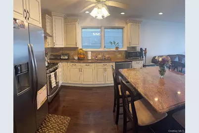 16207 85th Street, Howard Beach, NY 11414 - Photo 17