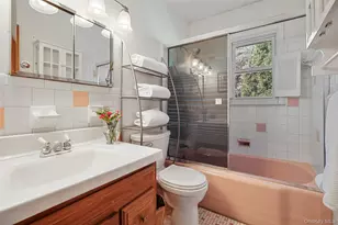 2 Rockledge Rd, Bronxville, NY 10708 - Photo 21