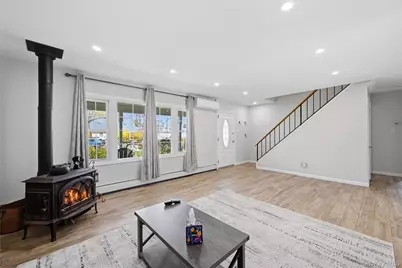 18 Marwood Place, Stony Brook, NY 11790 - Photo 5