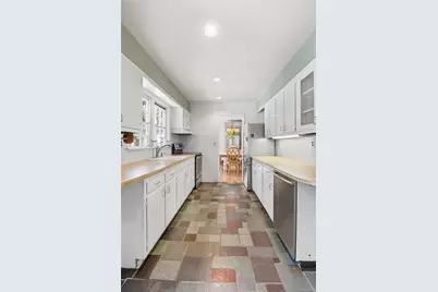 6 Oakland Lane, East Quogue, NY 11942 - Photo 19