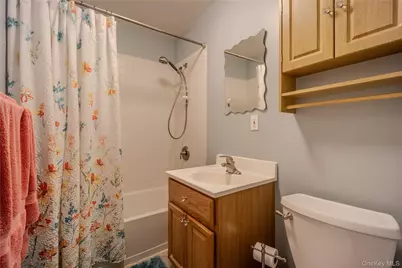 24 Village Park Drive #1F, Fishkill, NY 12524 - Photo 13