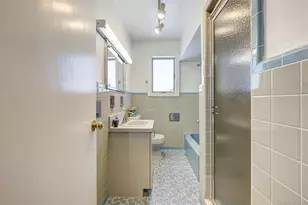 65-47 169th St, Fresh Meadows, NY 11365 - Photo 17