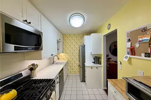333 E Broadway, Long Beach, NY 11561 - Photo 11