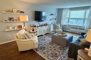 333 E Broadway, Long Beach, NY 11561 - Photo 3