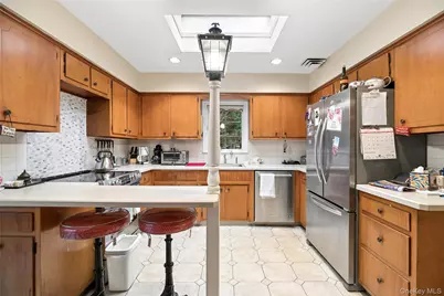 9 Oakwood Circle, Roslyn, NY 11576 - Photo 19