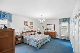 9 Oakwood Cir, Roslyn, NY 11576 - Photo 27