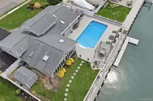 21 Shore Dr W, Copiague, NY 11726 - Photo 3