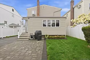 2962 Higgins St, Oceanside, NY 11572 - Photo 25