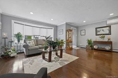 2962 Higgins Street, Oceanside, NY 11572 - Photo 3