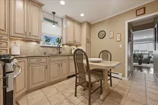2962 Higgins St, Oceanside, NY 11572 - Photo 9