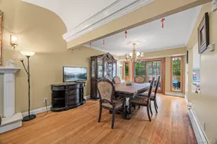 35 Hilldale Rd, Albertson, NY 11507 - Photo 5